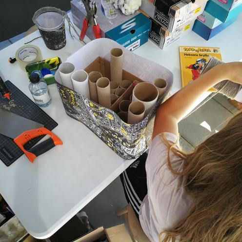 Leg med historier med de tre små grise